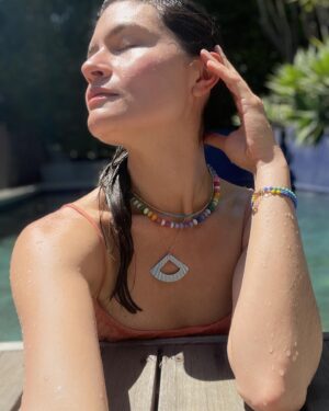 Phillipa Soo Instagram - Will be living in @solo.jewelry.shop this summer

Thank you Alyson❤️🌈