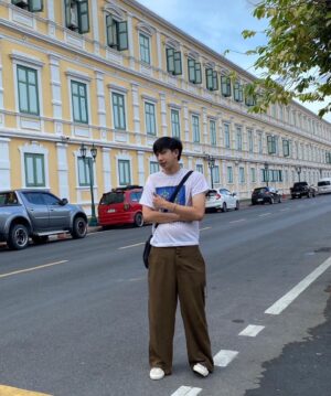 Phisith Nimit Samanjit Instagram - เธอไม่ต้องหันเเต่มุมที่สวยให้ฉันเสมอ ขอเเค่เธอเป็นเธอ