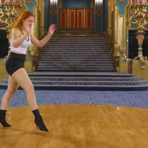 Piche Instagram - Jour J !  Les athlètes du cabaret @fantasma.show vous apprennent les bases pour être en forme olympique 😅

De quoi lâcher ses meilleurs moves pendant la cérémonie 🕺