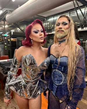 Piche Instagram - DUMP JO 🥲

1)  LIFE’S NOT FAIR @thenickydoll 💄
2) prête pour " THOR THE OLYMPICS "🥇 
3) La photo de touriste parfaite 🗼
4) Unseen moment with @gg.palmer 💅
5) Le secret enfin révélé de ma barbe 🧔‍♀️ 
6) Moment de calme avant de foutre le feu aux backstage ( j’vous raconterais ) 🔥 
7) @vxproduction_off @vespi__ @julienchapero dream team ✨
8) le cameraman qui s’est pas c’qui l’attend 🌧️ 
9) la vespiche ❤️‍🔥
10 ) 🫠🫠🫠

Incredible look by @geoffreymingot 🌹