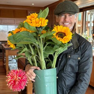 Pierce Brosnan Instagram - Thank you dear family for filling my life with your love. You give me wings to fly. I love you all dearly. It was a joyful Father’s Day. Photo by @keelyshayebrosnan