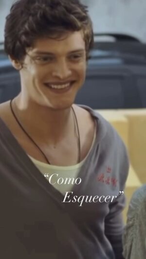 Pierre Baitelli Instagram - No dia do Cinema Nacional, um recorte de Nani em “Como Esquecer”, de Malu de Martino 🎥🎬🎞️🍿
