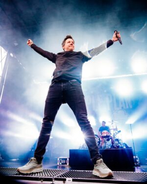 Pierre Bouvier Instagram - Thanks for a great time Edmonton 🇨🇦
📸 @matt_christine_