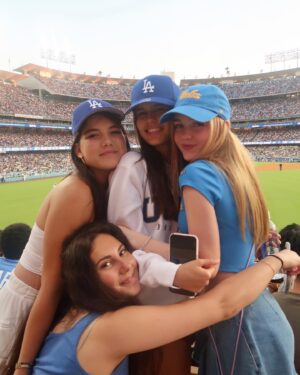 Pietra Quintela Instagram - 4th of July! 🇺🇸⚾️
( me senti muito americana )