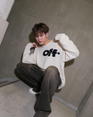 Ping Krittanun Aunchananun Instagram - 🤍 @off____white #OffWhite #OffWhiteBangkok #OffWhiteCommunity