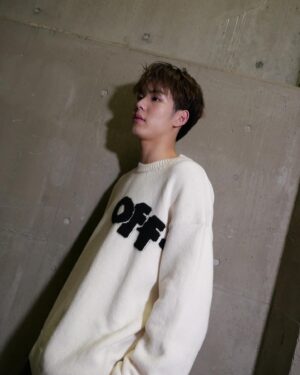 Ping Krittanun Aunchananun Instagram - 🤍 @off____white #OffWhite #OffWhiteBangkok #OffWhiteCommunity
