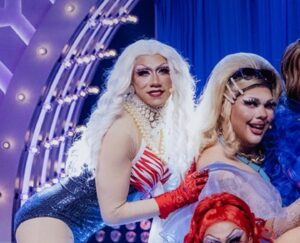 Pixie Pixie Instagram - A Color🥰❤️ mi familia, las voy a extrañar @dragracemexico