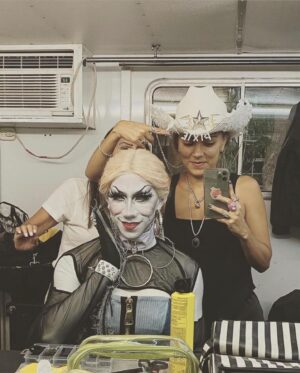 Pixie Pixie Instagram - Levi's 👖MTV  making off
@levismx @mtvla 

Director: @drpepperino
AD: karena_mu
Nail Artist: @rostock salon
Fashion Stylist: @sarahireza @brujademoda
Wig Hairstylist: @gloriatorresmx
Accesories:@jerardalake
Sunglasses: Custome Made @ellomuzo
.
.
.

#dragqueen #drag #gay #makeup #lgbt #rupaulsdragrace #instagay #dragrace #rpdr #queer #instadrag #pride #lgbtq #dragqueens #dragmakeup #dragshow #rupaul #dragqueensofinstagram #gayboy #dragqueenmakeup #love #fashion #makeupartist #mua #art #localqueen #dragartist #gaypride