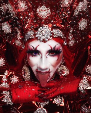 Pixie Pixie Instagram - DIE BRAUT IM REGEN! 😈 

Photo @cuervo.81 
👁 @lensesglam.mx 
.
.
.

#dragqueen #drag #gay #makeup #lgbt #rupaulsdragrace #instagay #dragracemexico #rpdr #queer #instadrag #pride #lgbtq #dragqueens #dragmakeup #dragshow #rupaul #dragqueensofinstagram #gayboy #dragqueenmakeup #love #fashion #makeupartist #mua #art #localqueen #dragartist #gaypride2023