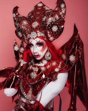 Pixie Pixie Instagram - DIE BRAUT IM REGEN! 😈 

Photo @cuervo.81 
👁 @lensesglam.mx 
.
.
.

#dragqueen #drag #gay #makeup #lgbt #rupaulsdragrace #instagay #dragracemexico #rpdr #queer #instadrag #pride #lgbtq #dragqueens #dragmakeup #dragshow #rupaul #dragqueensofinstagram #gayboy #dragqueenmakeup #love #fashion #makeupartist #mua #art #localqueen #dragartist #gaypride2023