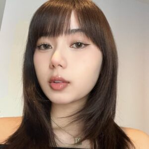 Ploynarin Sornarin Instagram - u look lonely, i can fix that.🥶