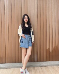 Po Wichada Atiwesangkun Most Liked Photos and Posts