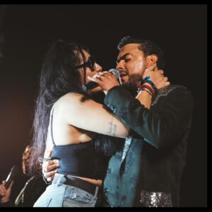 Poncho Lizarraga Instagram - ¡St Luis,IL! 🎶 Ayer fue una noche increíble gracias a todos ustedes. La energía y el entusiasmo de la multitud nos llenaron de alegría. Fue un honor compartir nuestra música con tantos fans apasionados. ¡Nos llevamos su apoyo en el corazón! #BandaElRecodo #GraciasPorSuApoyo