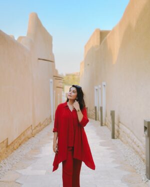 Pooja Gor Instagram - I had an idea of what Saudi Arabia had to offer—vast deserts and the impressive skyline. But this country is full of surprises! From stunning landscapes to a deep cultural heritage, every moment was an unexpected delight. Saudi Arabia is truly a hidden gem with so much more to explore. Stay tuned for more adventures and stories in my upcoming posts.

#HeartOfArabia #SaudiArabia #Jeddah #AlUla #Riyadh #Hosted #ExploreWithPoojaGor 

Add Saudi Arabia to your Bucket list?