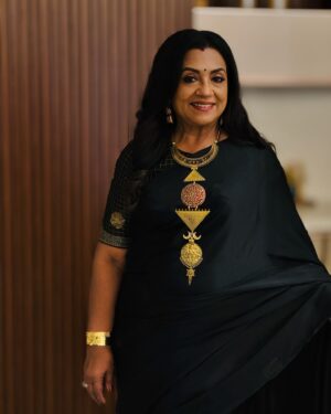Poornima Bhagyaraj Instagram - Happy bday Amma 😍❤️😘🧿