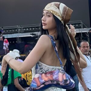Porima Cheng Instagram - Who can not love Doja cat? Big fan now🖤