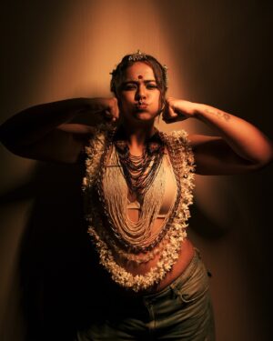 Prachi Tehlan Instagram - THE POORAM
she represents the aroma of pooram flowers , the bright fireworks ,the chains of elephants , the blings of the shops . She is elegant as the Nettipattam .

Artist ::: @prachitehlan 
Concept , styling & creative direction ::: @diljinkrishnan 
Photographed by ::: @ameer_mango 
Makeup by ::: @makeup_by_shibinantony 
Mua assisted by ::: @delia_john__ 
Location ::: @ramadaresortkochi