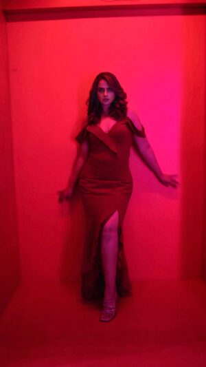 Prachi Tehlan Instagram - PS : Shot it with a complete broken ankle 🥴

Thank you to the fans for this sweet edit ♥️

@levelcross @beingfazy @sreejithdancity @dancityindia 

#cameo #levelcross #donkeysong