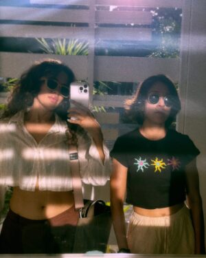 Pradaini Surva Instagram - ☀️👯‍♀️ 🫶🏽
-
If I were to write a list of Things 
that I’m grateful for 
I would be writing forever💙
-
love.