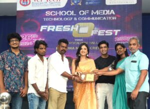 Prajin Padmanabhan Instagram - Here's the spectacular moments from #RaanjhaMotionPoster launch at VelTech University ✨😊

🔗 https://youtu.be/MTtwi4rrQSQ

#Raanjha A @icvkumar & @skpoffl production 

@prajinpadmanabhan @ivanavarun #KSambasivam @thirukumaranentertainment @phathmen @kanna.aishwarya_official @adhiran.actor @priyankaselvi_ @hari_sr_ @kishore_rama @ignatiousaswin @sasikumarartdirector @ra.mkumar8057 @ramkechidambaram @kirprasad @srimusiqoffl @onlynikil @digitallynow