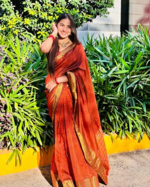 Pranavi Manukonda Instagram - విజయదశమి శుభాకాంక్షలు ✨♥️

#festival #saree #love #traditional #instagram #instadaily #instagood