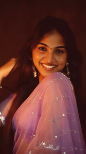 Pranavi Manukonda Instagram - ✨💕

VC: @_anupphotography 
Saree: @ahdahbyjp