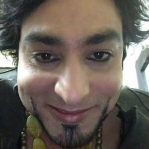 Praneet Bhatt Instagram - Shooting started and we are taking precautions 🤘😊🙏