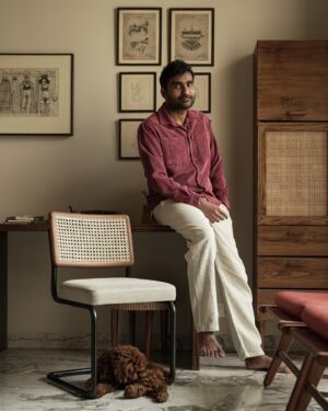 Prateek Kuhad Instagram - Unexpected guest.

📸 @maan_boruah