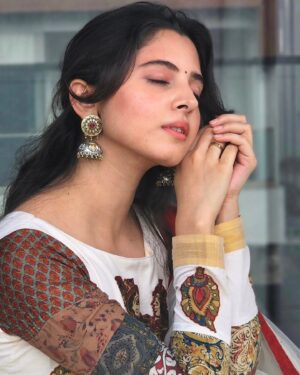 Preethi Asrani Instagram - 🐚
.
.
In love with this Kalamkari by @labelswarupa ❤️✨️
