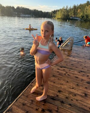 Presley Smith Instagram - Going swimming