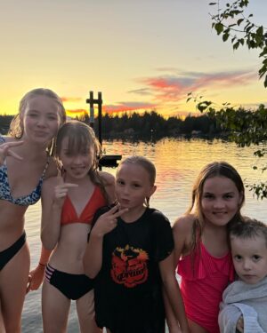 Presley Smith Instagram - 