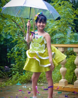 Princy Prajapati Instagram - Cheers to 9 years✨🎂….

Wearing: @bkgayatriofficial
