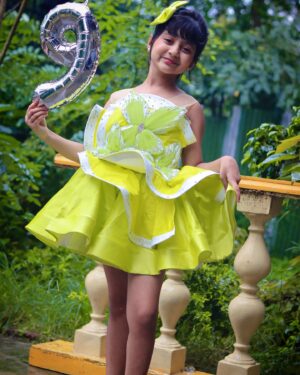 Princy Prajapati Instagram - Cheers to 9 years✨🎂….

Wearing: @bkgayatriofficial