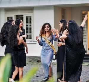 Priya Jerson Instagram - Best shower of my life🎉❤️🥳
📸 : @pixie_paparazzo_wedding 
@v___pooja @gaya_gayu @beulyn_furtel @anncelinerajan @sumaya_hussainpk @__.saniyya.___ @remyashais_ @deepal_naik @the_lucid_dremer 😘😘 best day with my favs🙈
