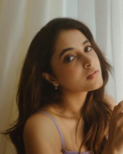 Actress Priyanka Mohan HD Instagram Photos and Wallpapers August 2024