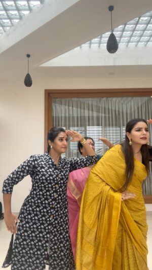 Priyanka Shivanna Instagram - True happiness can be found in the tiniest of things.
.
.
@officialjoshapp
@joshapp.kannada
#JoshMeinAaja

#trendingreels #happyday #viralreels