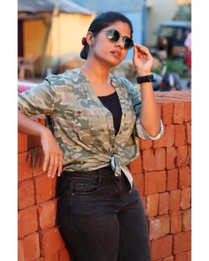 Priyankha Masthani Instagram - எனக்கு பின்னாடி பேசுறவன எனக்கு ரொம்ப பிடிக்கும்
ஏன்னா அவனுக்கு முன்னாடி போறது நான்😎