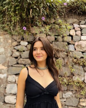 Priyanshi Yadav Instagram - 🍂⛰️
