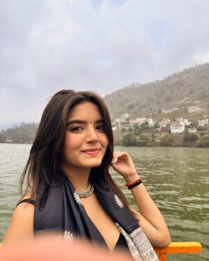 Priyanshi Yadav Instagram - 🍂⛰️