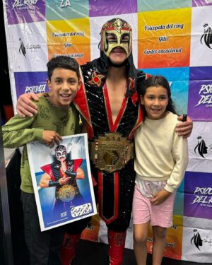 Psycho Clown Instagram - Llegaron los fans de @octagonjraaa  a la Kaza de la Lucha Libre!! 🐉🐉🐉 Seguimos en los últimos minutos, los esperamos 🤘🏼