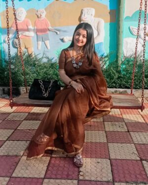 Puja DebNath Instagram - Dil Hai Chhota Sa Chhoti si asha.🥰
Pic - My Son 🧑‍🦱