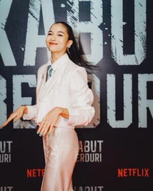 Putri Marino Instagram - Malam Kabut Berduri.
Styled @hagaipakan @mondial @hartonogan 
Make up @editwithmakeup 
Hair @firdajeanhair 
@armanfebryan @snap.nuel