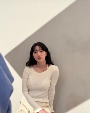 Pyo Ye-jin Instagram - 🤗