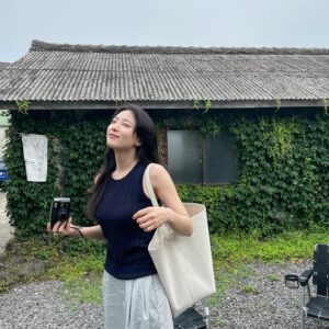 Pyo Ye-jin Instagram - 🌿