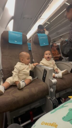 Qausar Harta Yudana Instagram - Bener-bener si LV udah kayak orang gede…