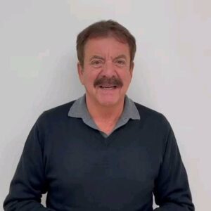 Quim Barreiros Instagram - Tu podes ser músico na Força Área 🎼🎶
Candidata-te e muda a tua vida ✈️
Sabe mais: @fap_recrutamento