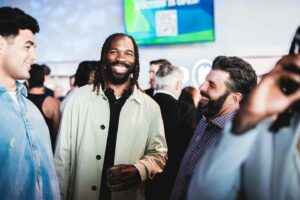 Quincy Williams Instagram - Last night I had the opportunity to represent something more than myself. I was fortunate enough to be recognized as the Jets’ recipient of the United Way of New York’s Hometown Hero award at the 2024 Gridiron Gala. I accepted this award on behalf of those that inspire me every day…my family, my teammates and most importantly my mother.   

@unitedwaynyc #gridirongala @nyjets 

📸: @sarahsnyderphoto
