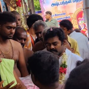 R. K. Suresh Instagram - மற்றவர்கள் உன் மீது வீசும் கற்களை, உனக்கான படிக்கற்கலாக மாற்றிக்கொள்

நீ வெற்றிபெற நல்ல நண்பர்களை விட, சிறந்த எதிரிகளே தேவை.

#rksuresh
@actorrksuresh
#kaduvetti 
#tamil 
#thevar 
#maravar 
#kallar 
#agamudayar 
#ramnad 
#sivagangai 
#thiruvadanai 
#pasumpon 
#ajithkumar 
#Ajith 
#madurai 
#theni
#