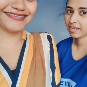 RJ Ananthi Instagram - Ore oru kadi joke thana solla aasapatten??

#rjpriyanka #rjananthi 
#friendshipgoals #tamilreels 
#reelsinstagram #comedy