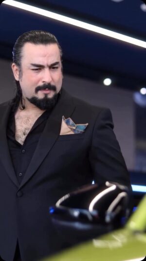 Rabie Kati Instagram - إليكم أحبتي الكرام كواليس أشهر الإشهارات التي مرت في تاريخ الإشهار 

المغربي ….

فخور بهذه التجربة العرندسية الرائدة في عالم الماركوتينج الديجتال .

و القادم …. أقوى ….. يا عيني …

@rabiekati @elkasmi_hamouda @tribalmorocco @ghita_mf @peugeotmaroc 
#rabie_kati #actor #actors #beauty #gentleman #star #peugeot #ontheset  #digitalmarketing #behindthescene 
#ربيع_القاطي #العرندس #الغضنفر #السبنتاة #المغرب #
#الإشهار #الفن